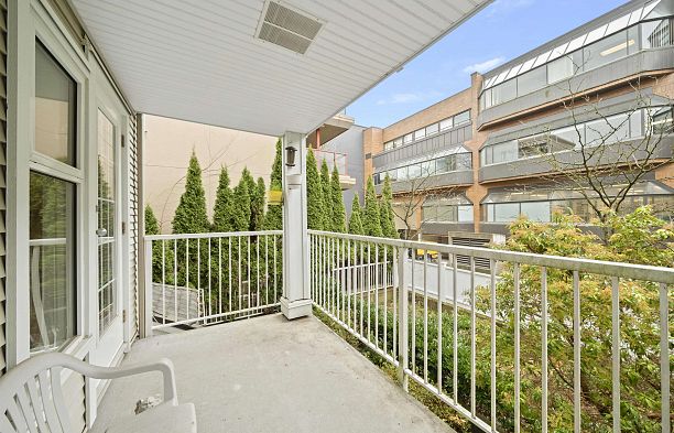 1868 W 8th Avenue Kitsilano