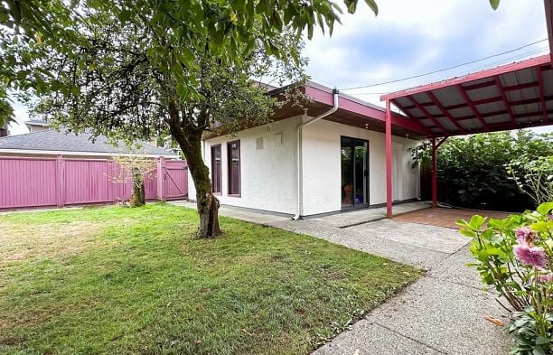 2236 W 18th Avenue Arbutus