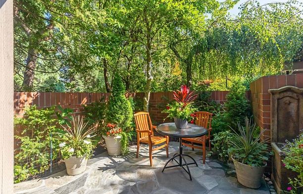 4005 Vine Street Quilchena