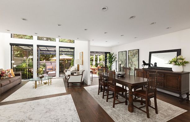 4005 Vine Street Quilchena