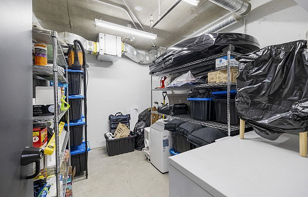 211 1961 Collingwood Street Kitsilano