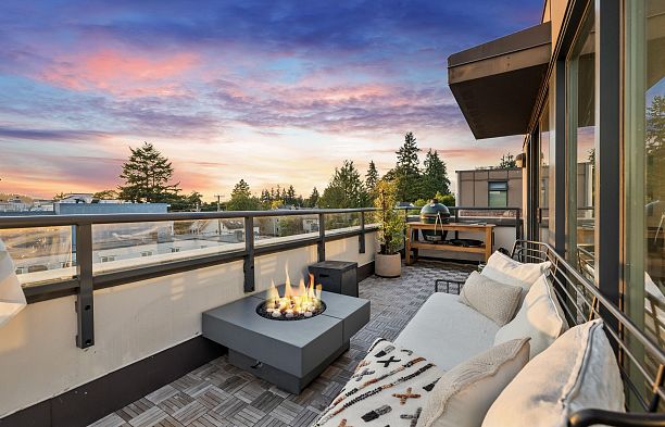 211 1961 Collingwood Street Kitsilano