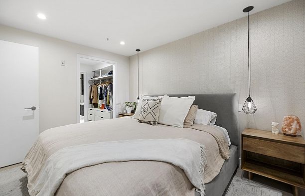 211 1961 Collingwood Street Kitsilano