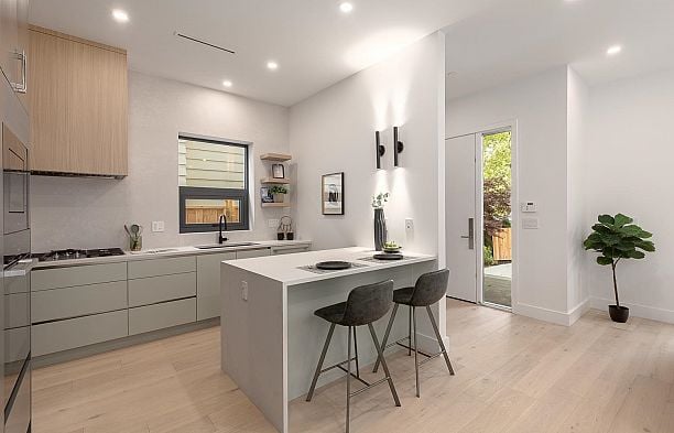 1 3186 W 11th Avenue Kitsilano