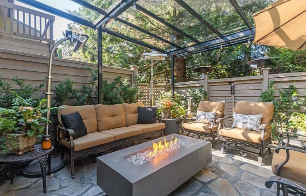 4005 Vine Street Quilchena