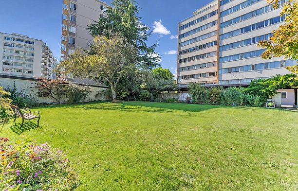 505 5926 Tisdall Street Oakridge VW