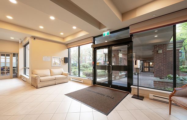 603 538 W 45th Avenue Oakridge VW