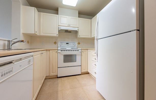 603 538 W 45th Avenue Oakridge VW