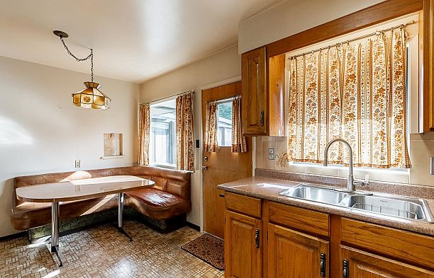 5240 East Boulevard Quilchena