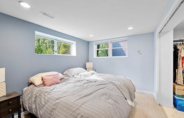 3247 W 30th Avenue MacKenzie Heights