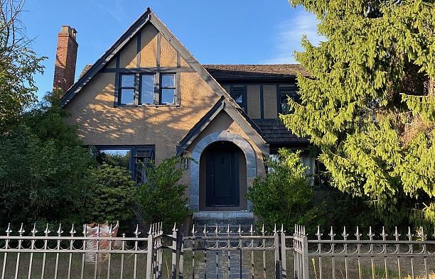 3205 W 35th Avenue MacKenzie Heights