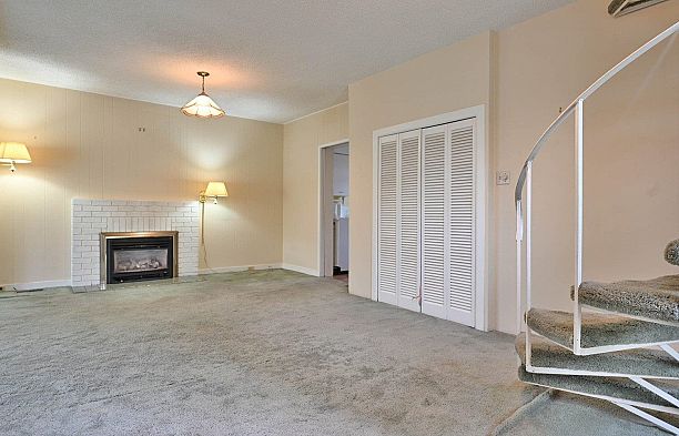 2720 W 24th Avenue Arbutus