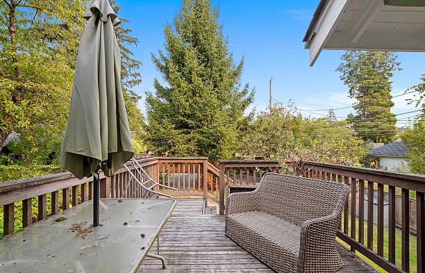 3247 W 30th Avenue MacKenzie Heights