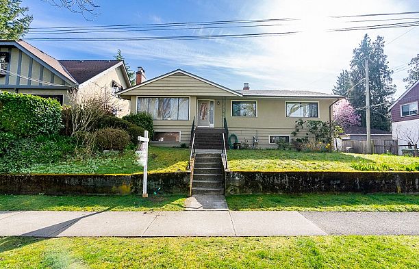 5240 East Boulevard Quilchena