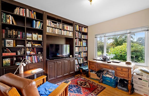 3247 W 30th Avenue MacKenzie Heights