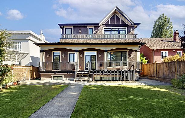 2168 W 16th Avenue Arbutus