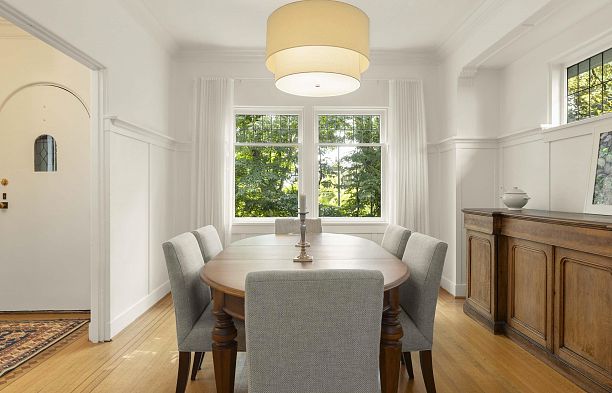 2527 W 37th Avenue MacKenzie Heights