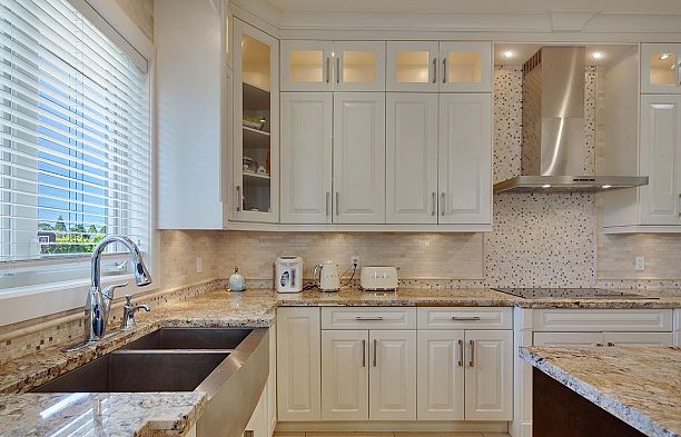 2168 W 16th Avenue Arbutus