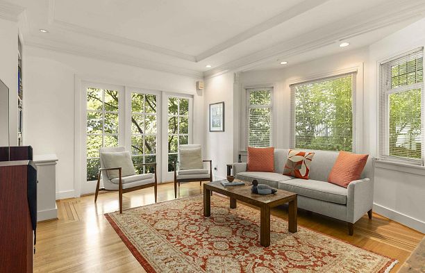 2527 W 37th Avenue MacKenzie Heights