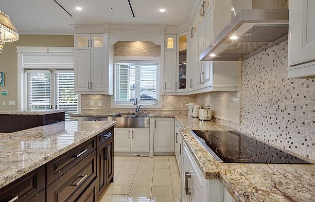 2168 W 16th Avenue Arbutus