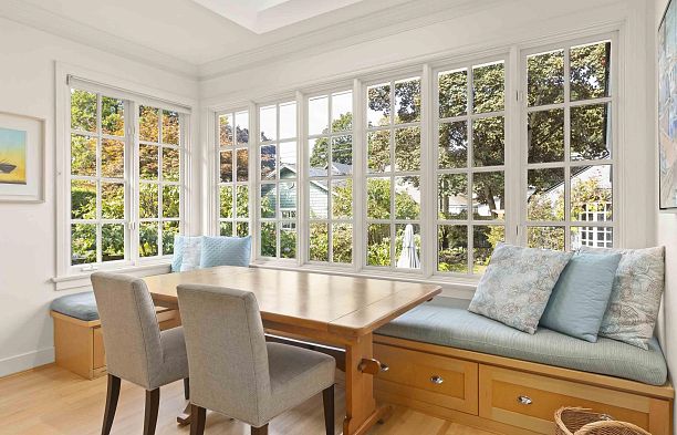 2527 W 37th Avenue MacKenzie Heights