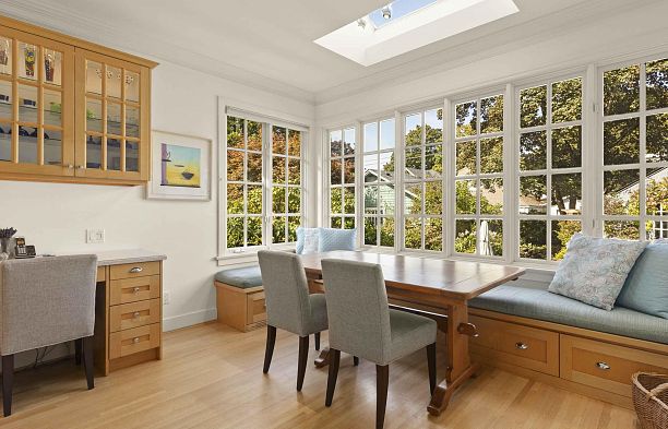 2527 W 37th Avenue MacKenzie Heights