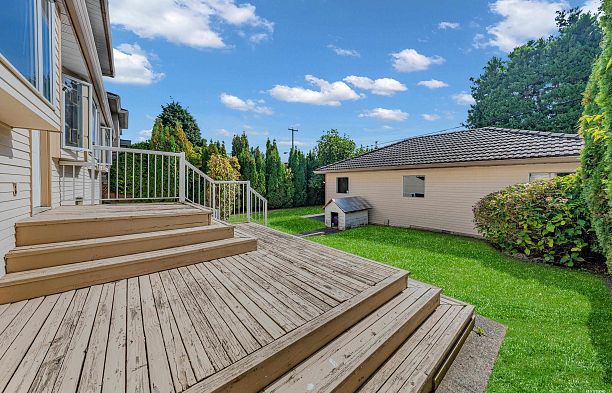 426 W 44th Avenue Oakridge VW