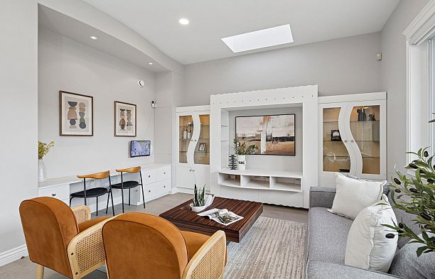 2236 W 20th Avenue Arbutus