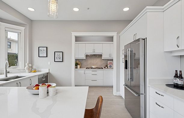 2236 W 20th Avenue Arbutus