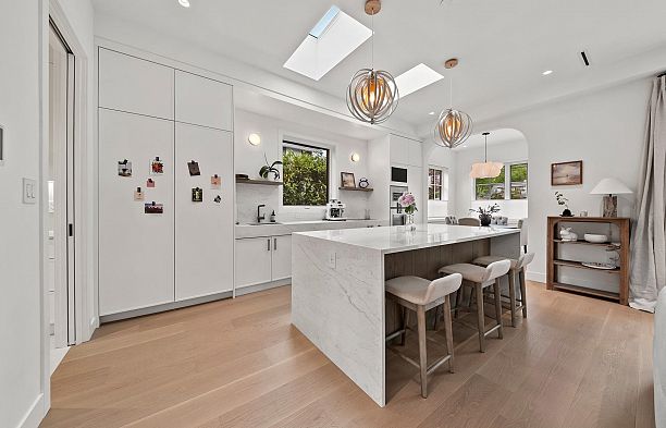 3227 W 35th Avenue MacKenzie Heights