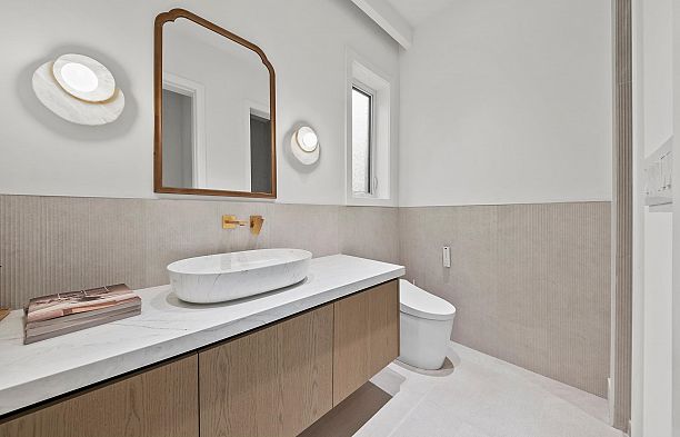 3227 W 35th Avenue MacKenzie Heights