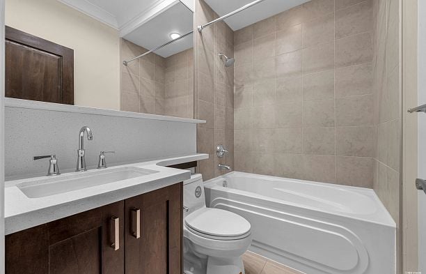 2069 W 28th Avenue Quilchena