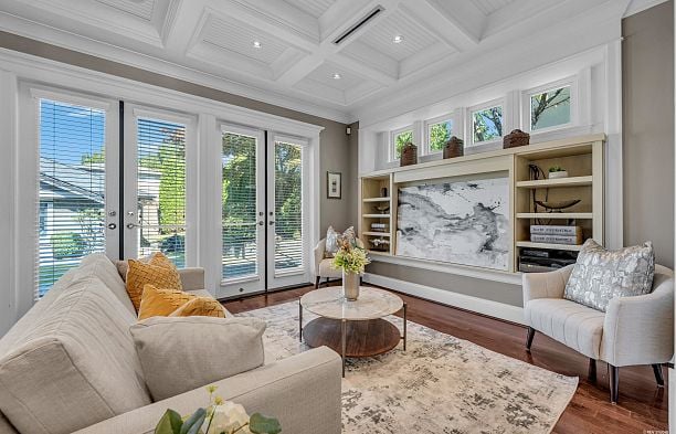 2069 W 28th Avenue Quilchena