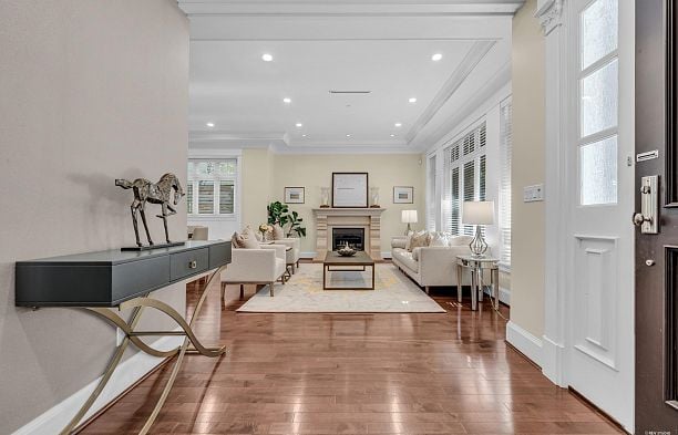 2069 W 28th Avenue Quilchena