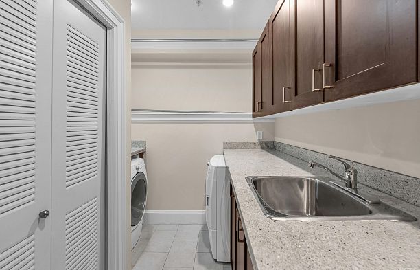 2069 W 28th Avenue Quilchena