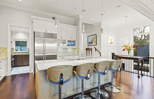 4578 Puget Drive Quilchena