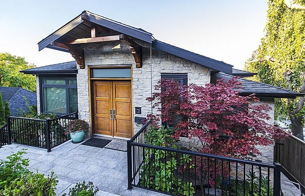 4578 Puget Drive Quilchena