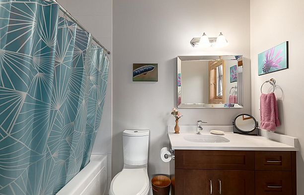 3230 W 31st Avenue MacKenzie Heights