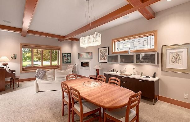 3230 W 31st Avenue MacKenzie Heights