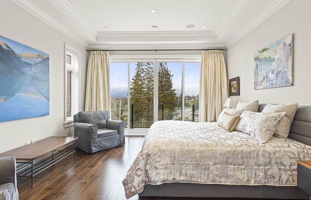 4578 Puget Drive Quilchena