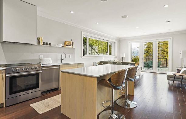 4578 Puget Drive Quilchena