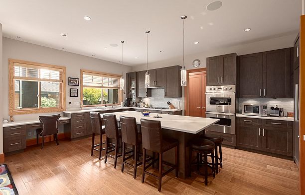 3230 W 31st Avenue MacKenzie Heights