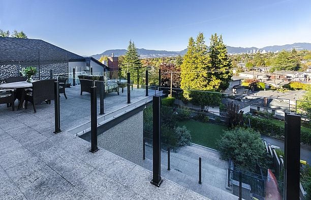 4578 Puget Drive Quilchena