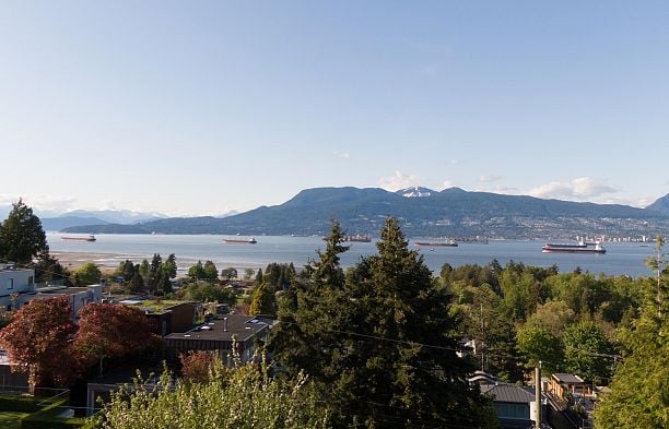 4415 W 4th Avenue Point Grey