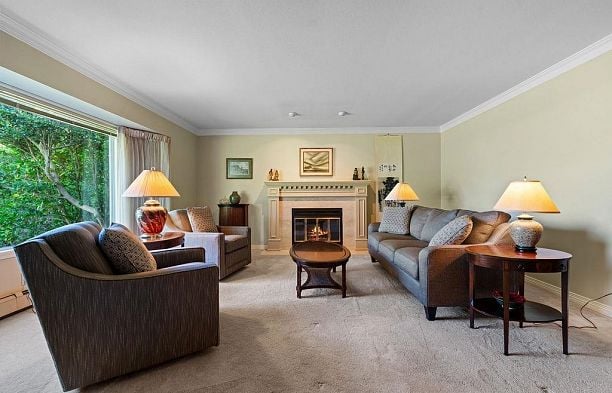 3126 W 35th Avenue MacKenzie Heights