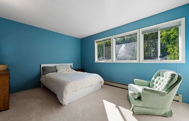 3126 W 35th Avenue MacKenzie Heights