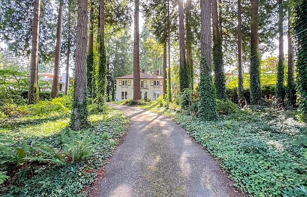 4786 Drummond Drive Point Grey