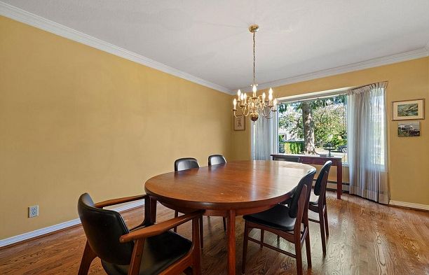 3126 W 35th Avenue MacKenzie Heights