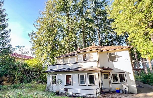 4786 Drummond Drive Point Grey