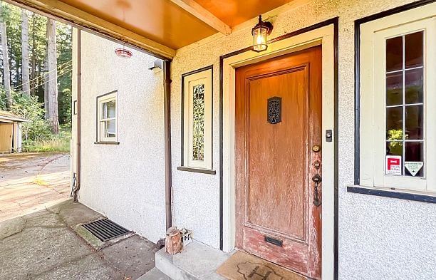 4786 Drummond Drive Point Grey